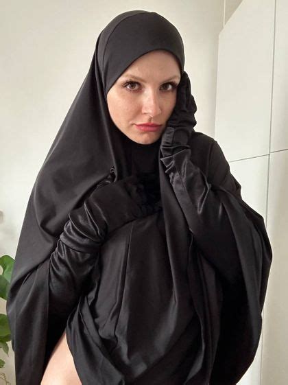 Top 10 Hijab OnlyFans & Hottest Muslim OnlyFans 2023